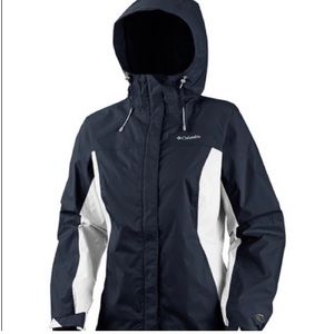 Columbia Omni tech navy and white breathable rain coat